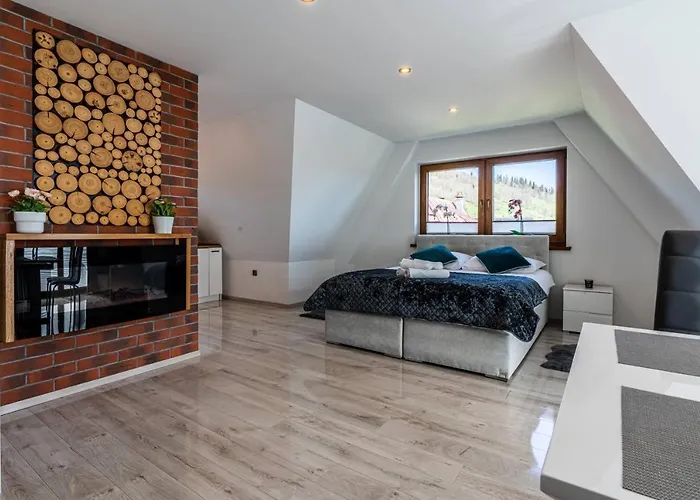 Gasienica Collection - Queen Z Jacuzzi 1