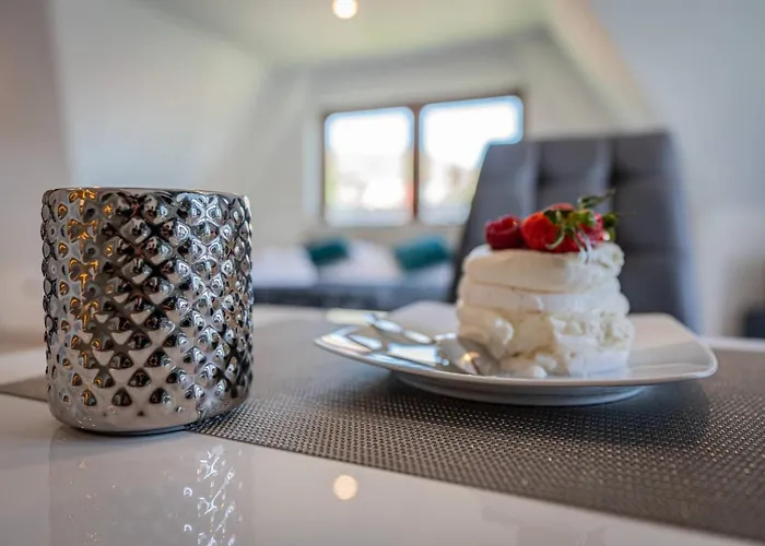 Gasienica Collection - Queen Z Jacuzzi 1 شقة *